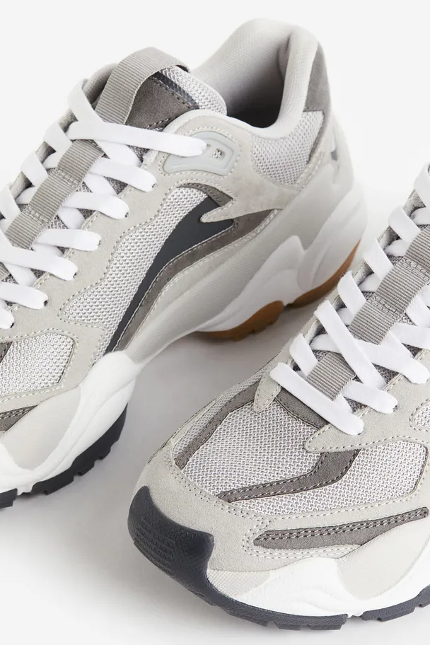 h&m chunky sneakers korting